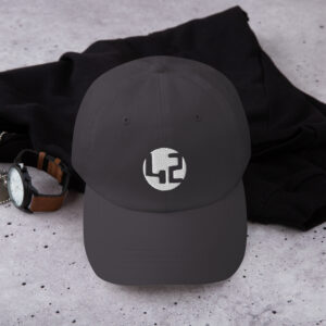 Grey cap with number 42.