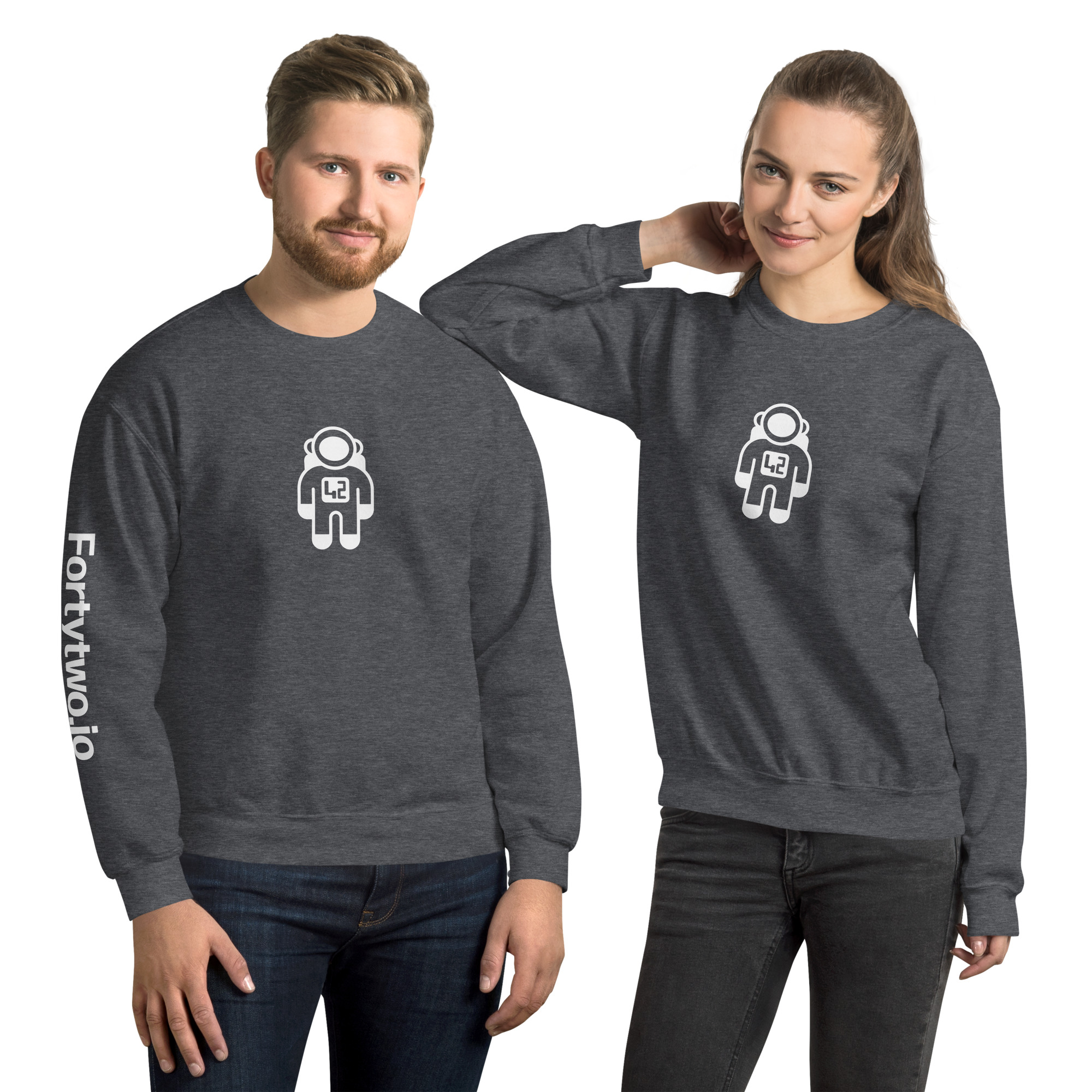 novi unisex sweatshirt (dark) Astronaut graphic sweatshirts